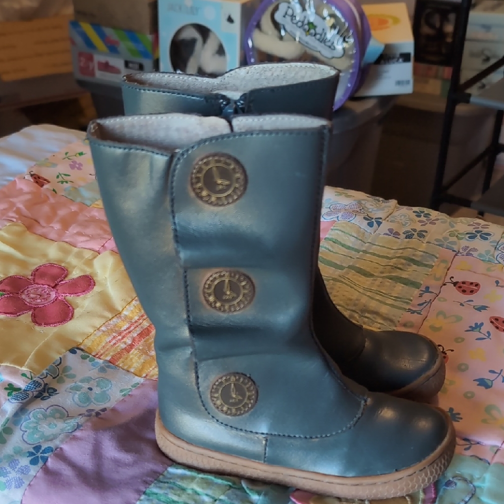 Livie And Luca Steel Blue/Gray Leather Boots With Button Accents Size 7 Tiempo